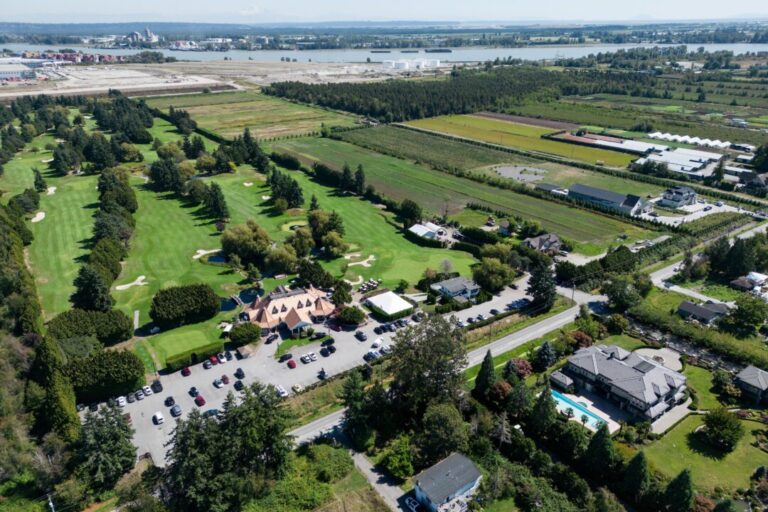 canada’s-constitution-doesn’t-protect-property,-and-homeowners-are-now-paying-the-price