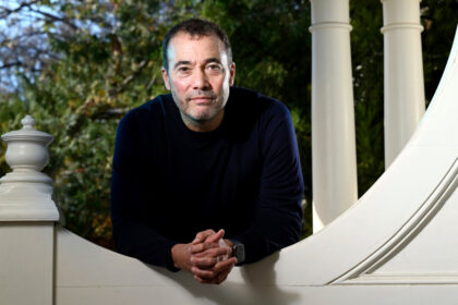 washington-post-ceo-steps-down-days-after-major-staff-cuts