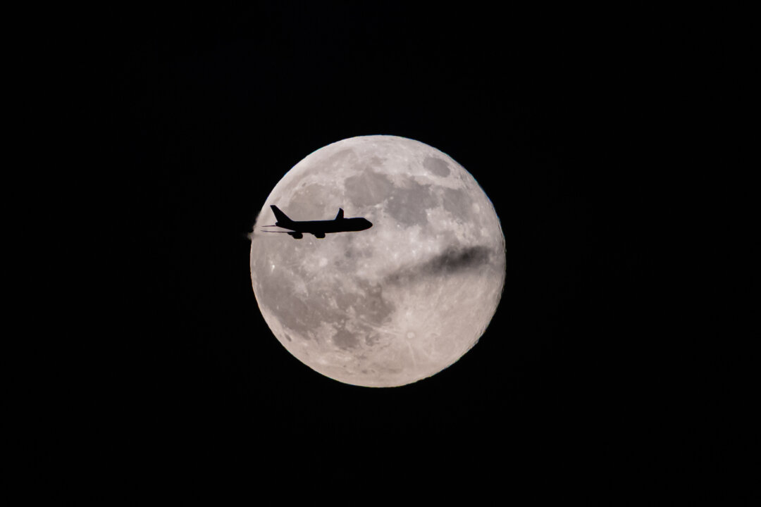 how-to-watch-the-last-supermoon-of-the-year