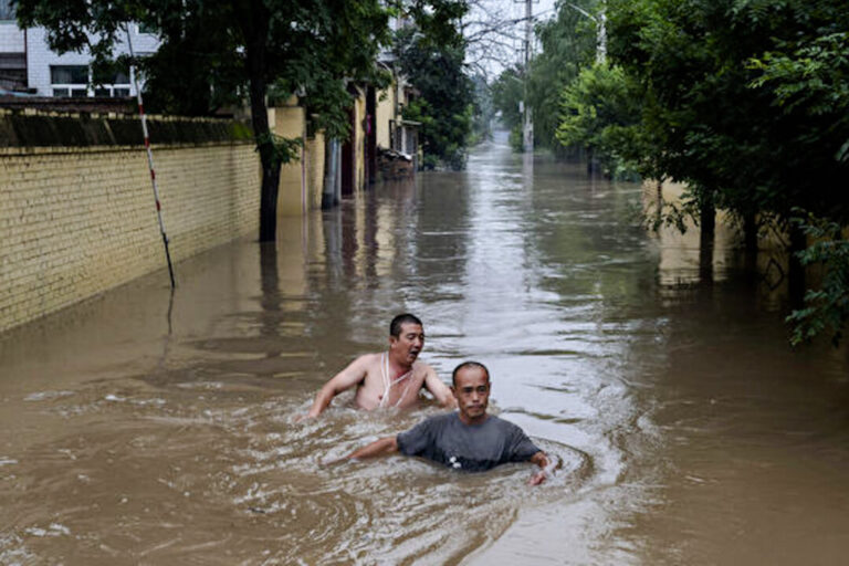 record-breaking-rainfall-triggers-disaster-alerts-in-beijing-and-surrounding-areas